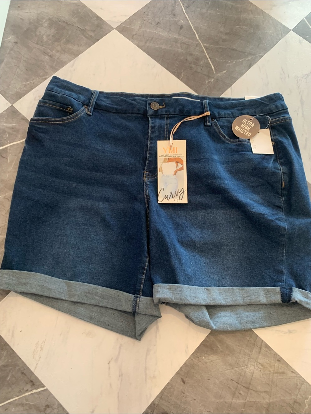 170 Curvy Fit Dark Blue Denim Women’s Shorts